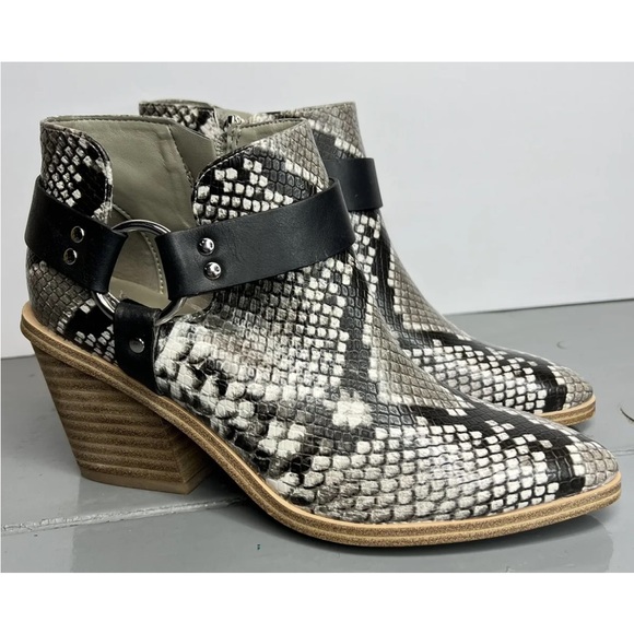 Nine West Womens Spencer Pointed Toe Ankle Booties Side Zip Animal Print Sz 5M - Picture 2 of 12